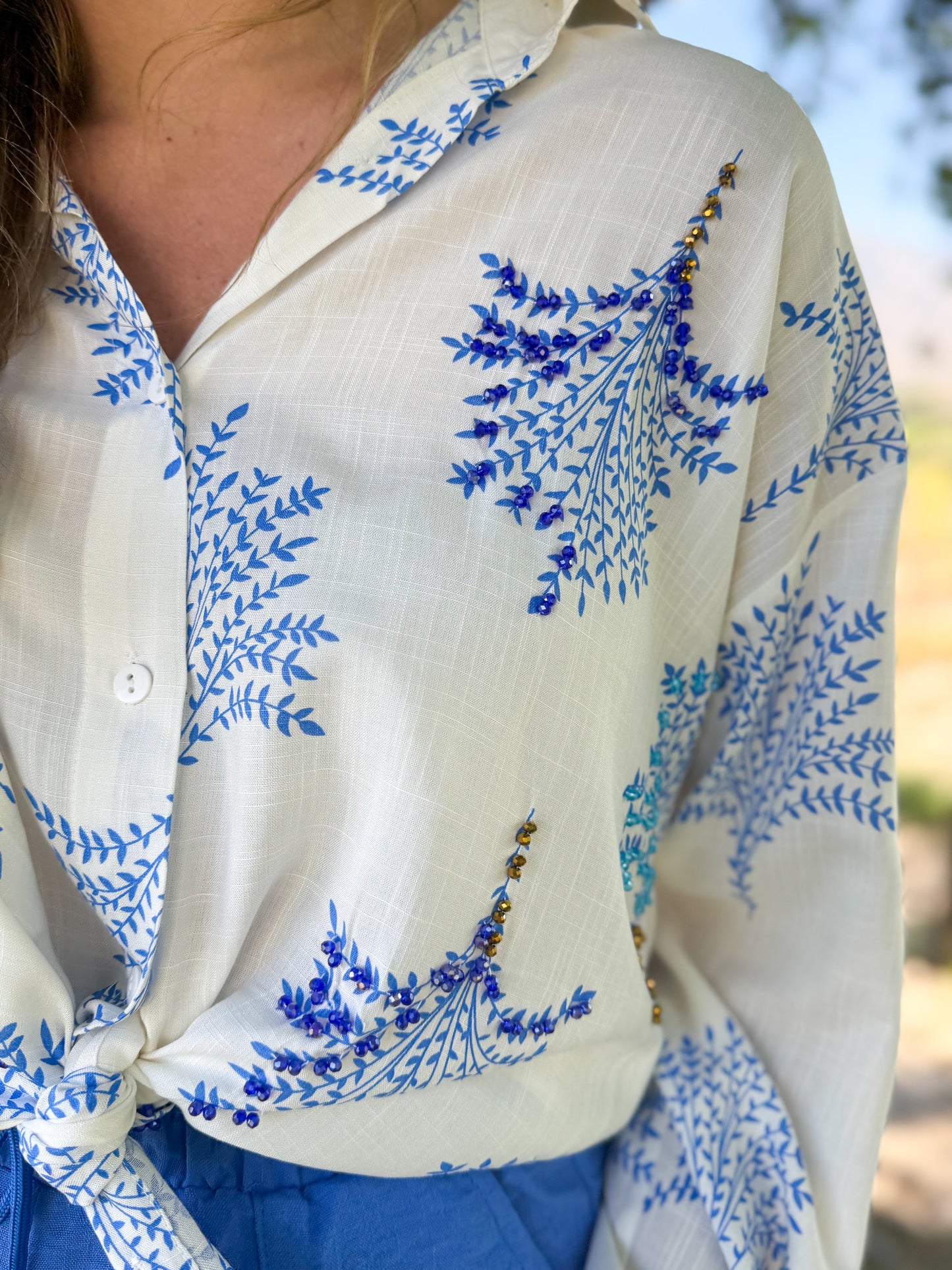 Carly shirt - Blue leaf beading