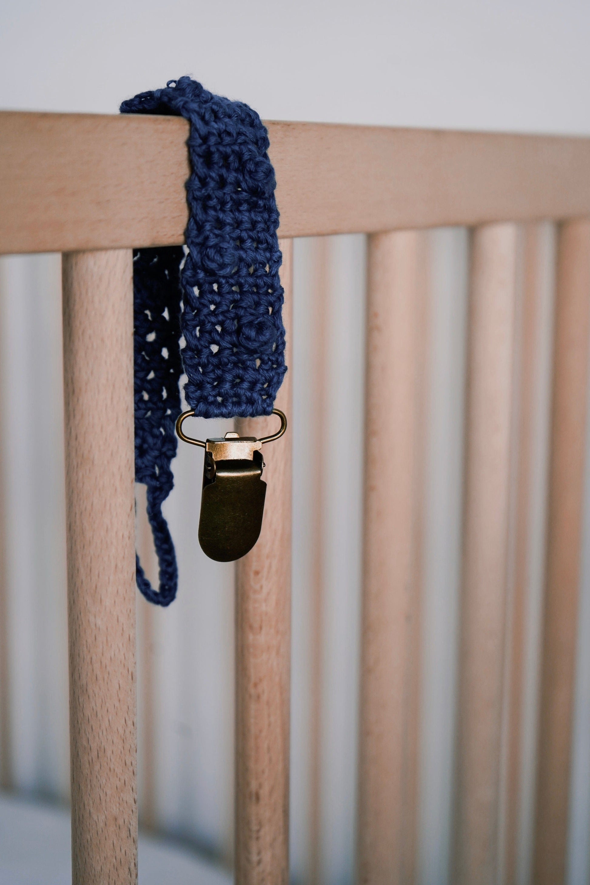 Crochet pacifier clip - navy dots Babalu boutique